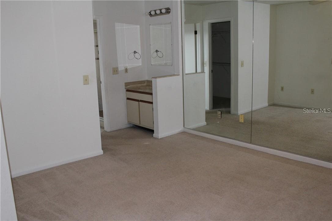 2906 SEMORAN BOULEVARD — photo 7 of 16