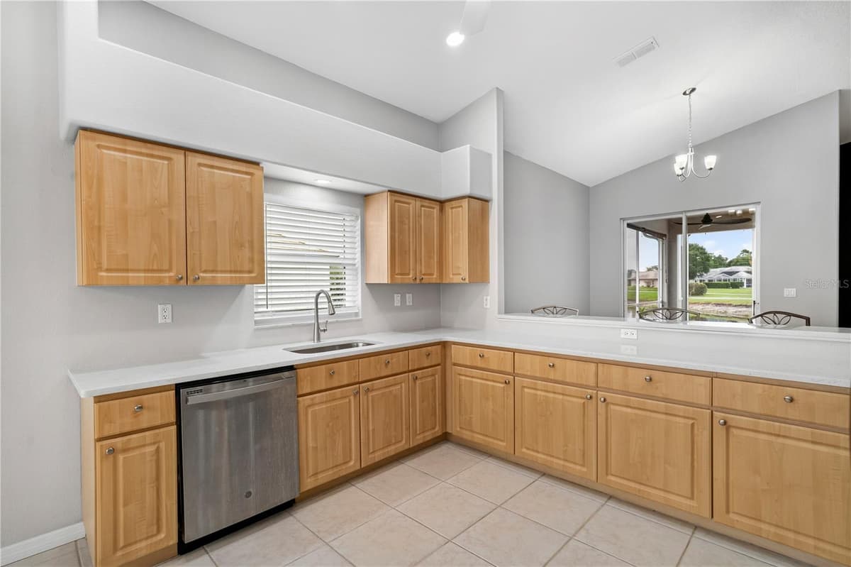 9257 BONNIE COVE DRIVE — photo 17 of 90