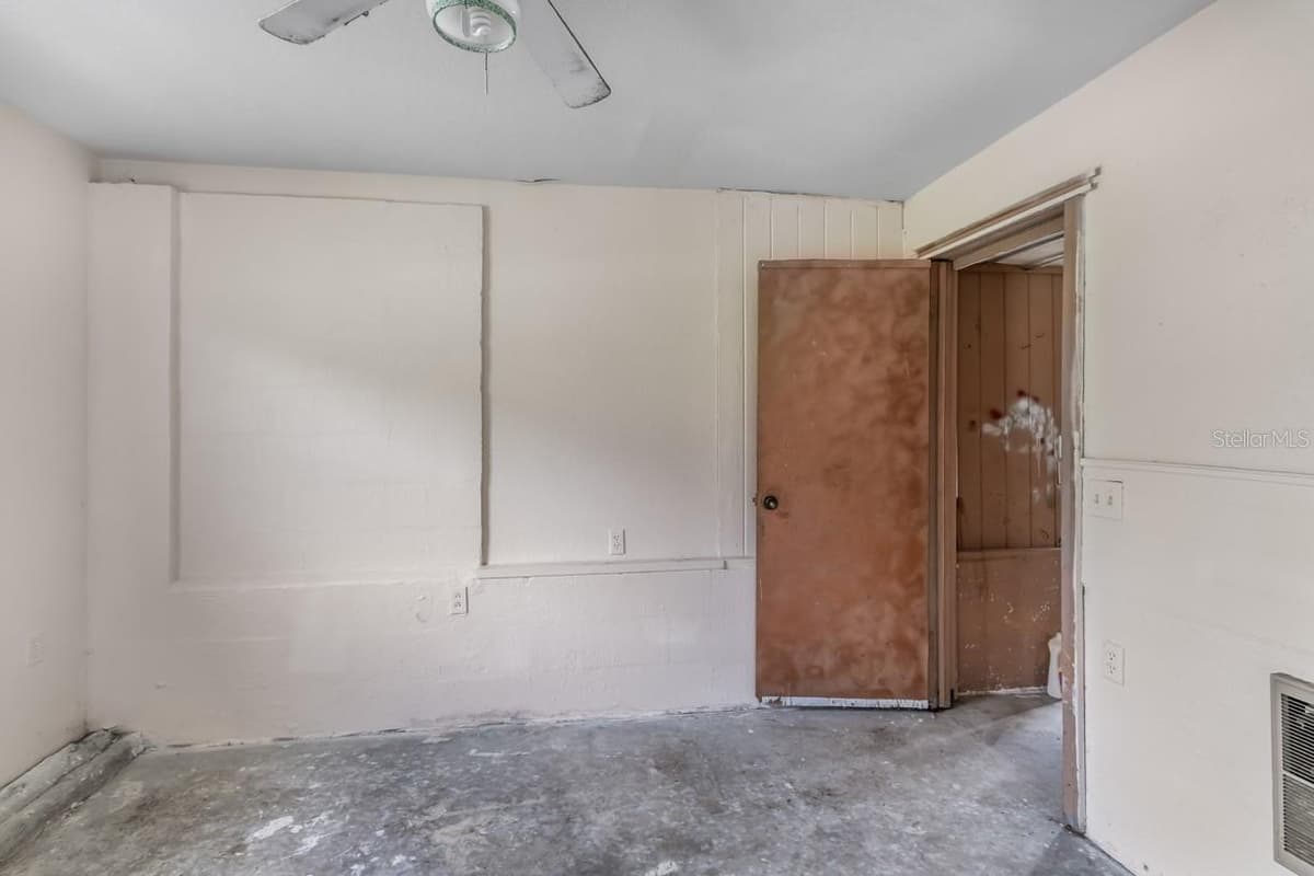 1329 WOODBINE STREET — photo 18 of 31