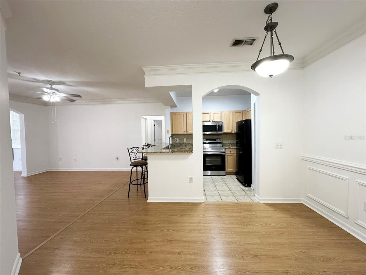 12843 MADISON POINTE CIRCLE — photo 2 of 48