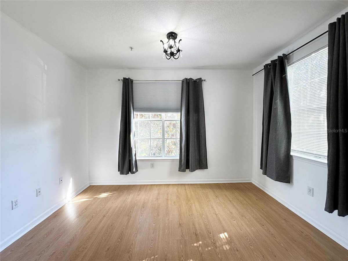 12843 MADISON POINTE CIRCLE — photo 5 of 48