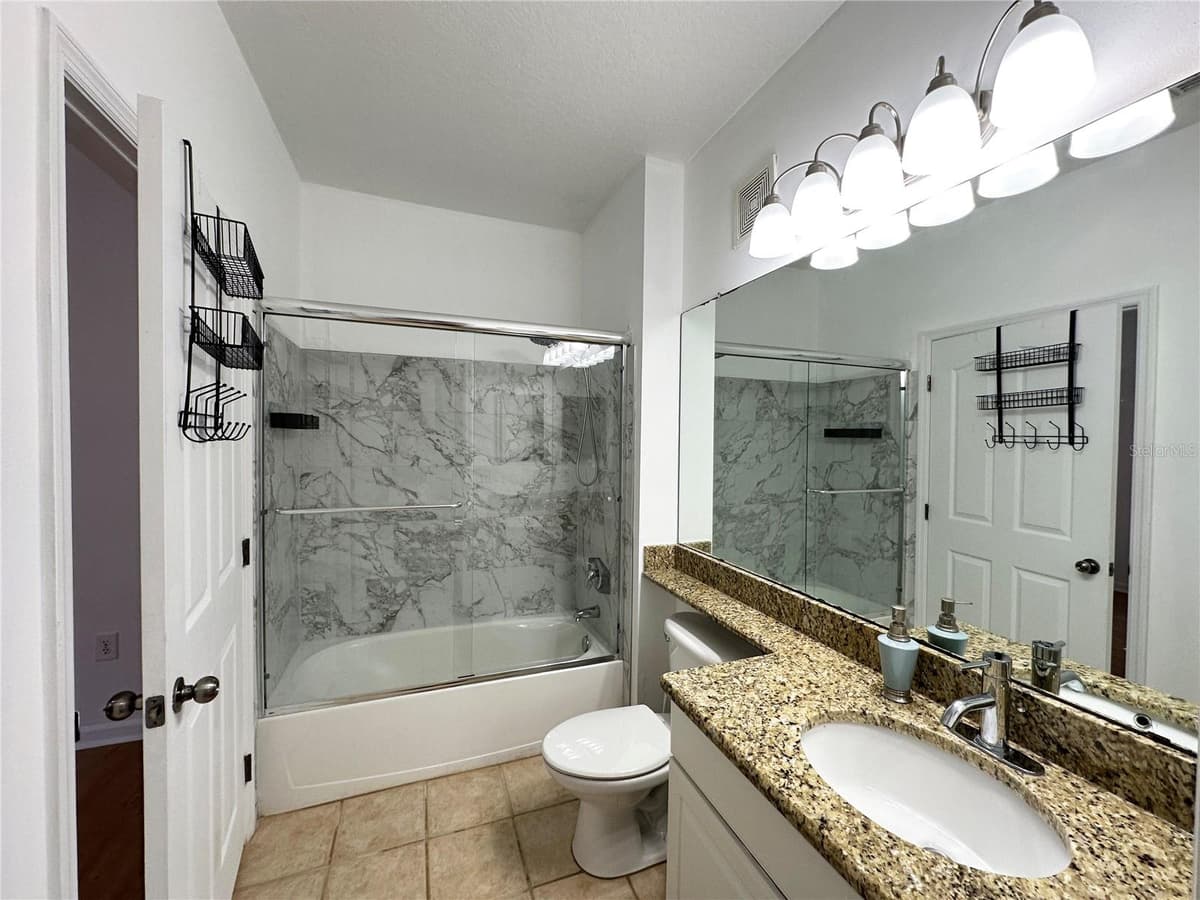12843 MADISON POINTE CIRCLE — photo 15 of 48