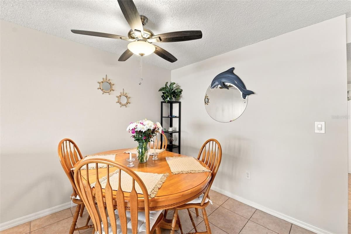3601 BANANA RIVER BOULEVARD — photo 10 of 34
