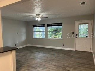 2103 HOWELL STREET — photo 6 of 18
