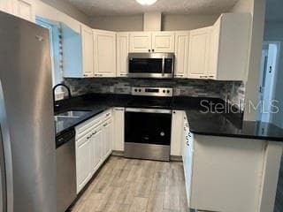 2103 HOWELL STREET — photo 3 of 18