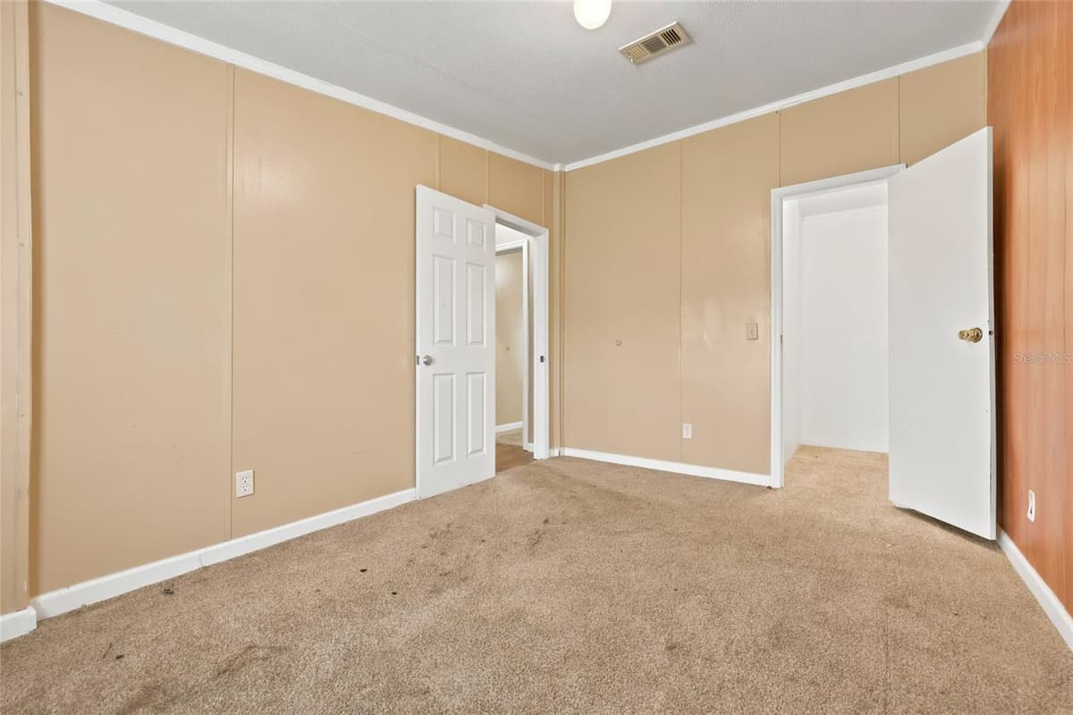 7014 49TH PLACE — photo 19 of 24