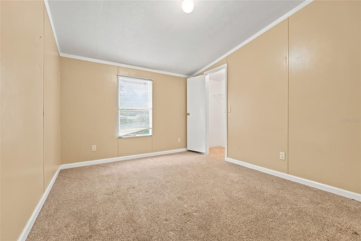 7014 49TH PLACE — photo 21 of 24