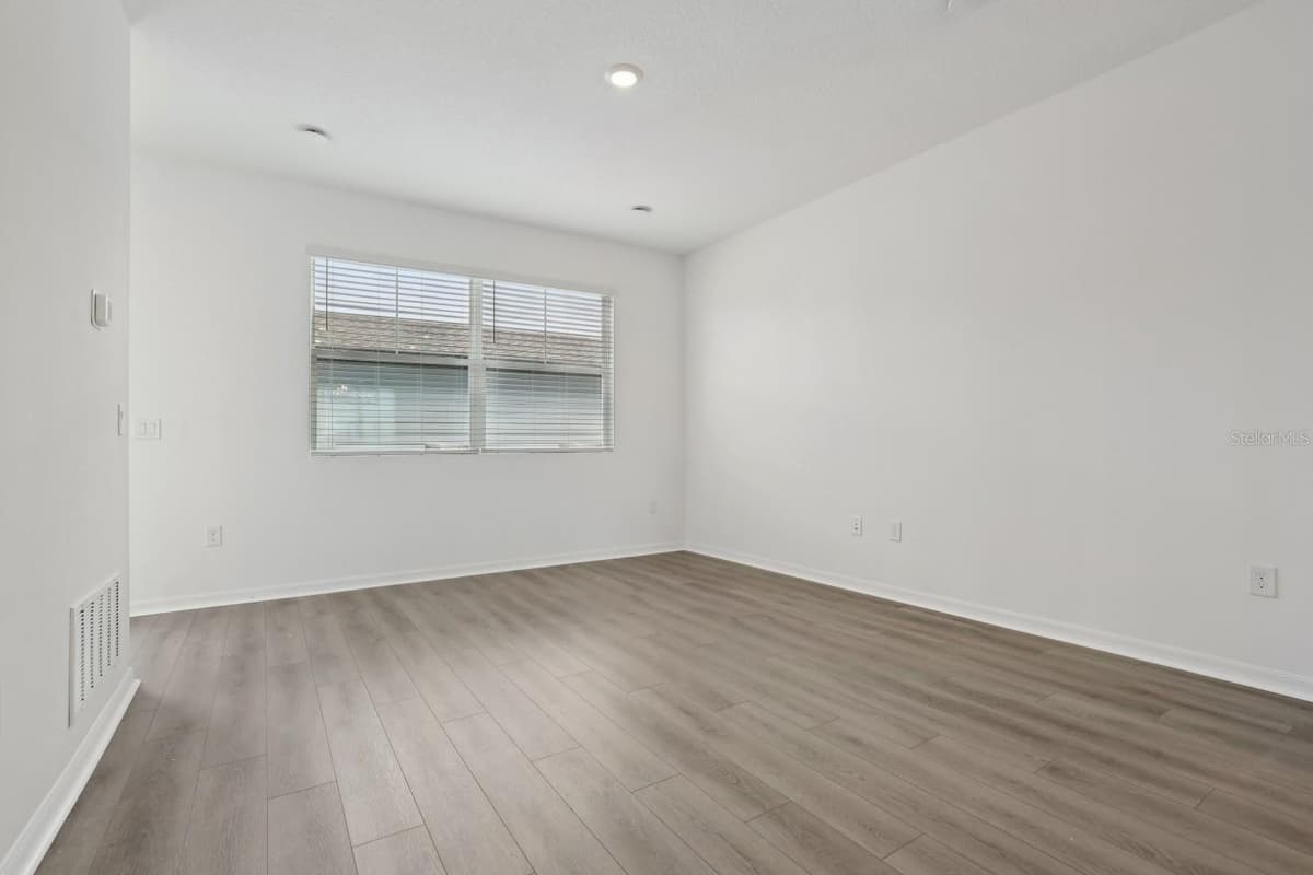 17398 SWEET MORO DRIVE — photo 14 of 28