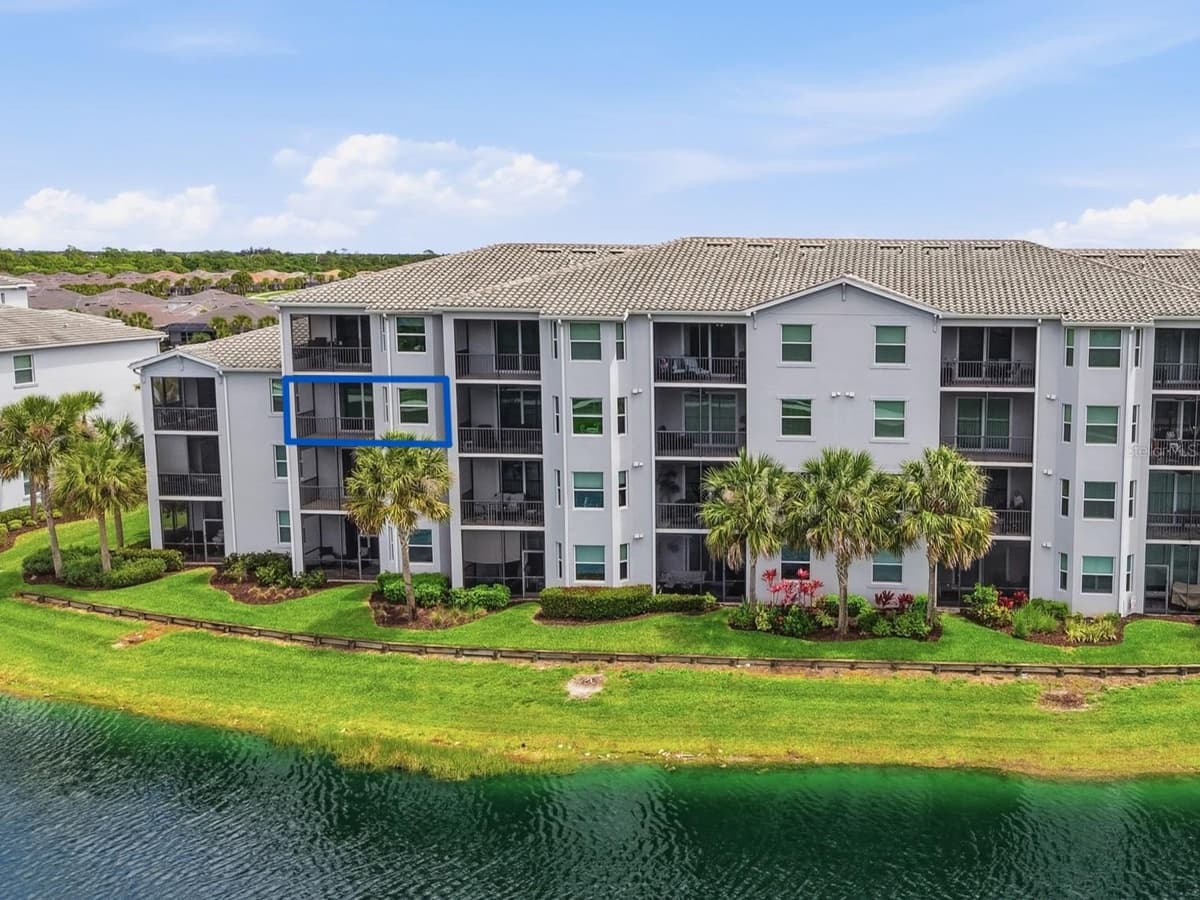 14081 HERITAGE LANDING BOULEVARD — photo 30 of 65