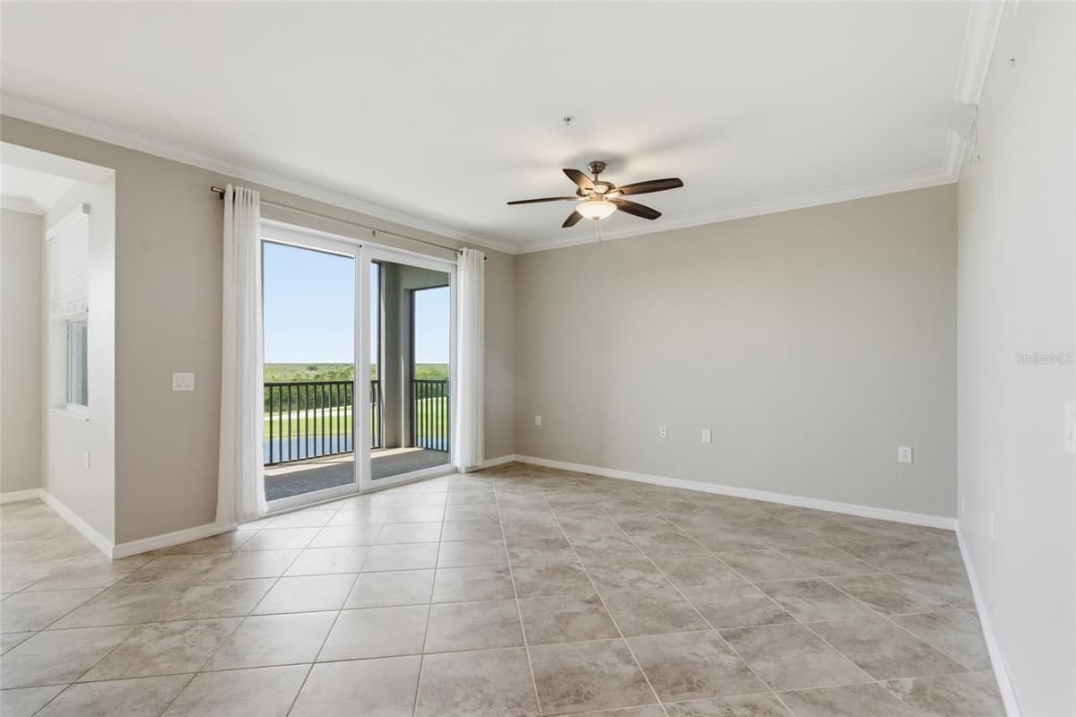 14081 HERITAGE LANDING BOULEVARD — photo 2 of 65