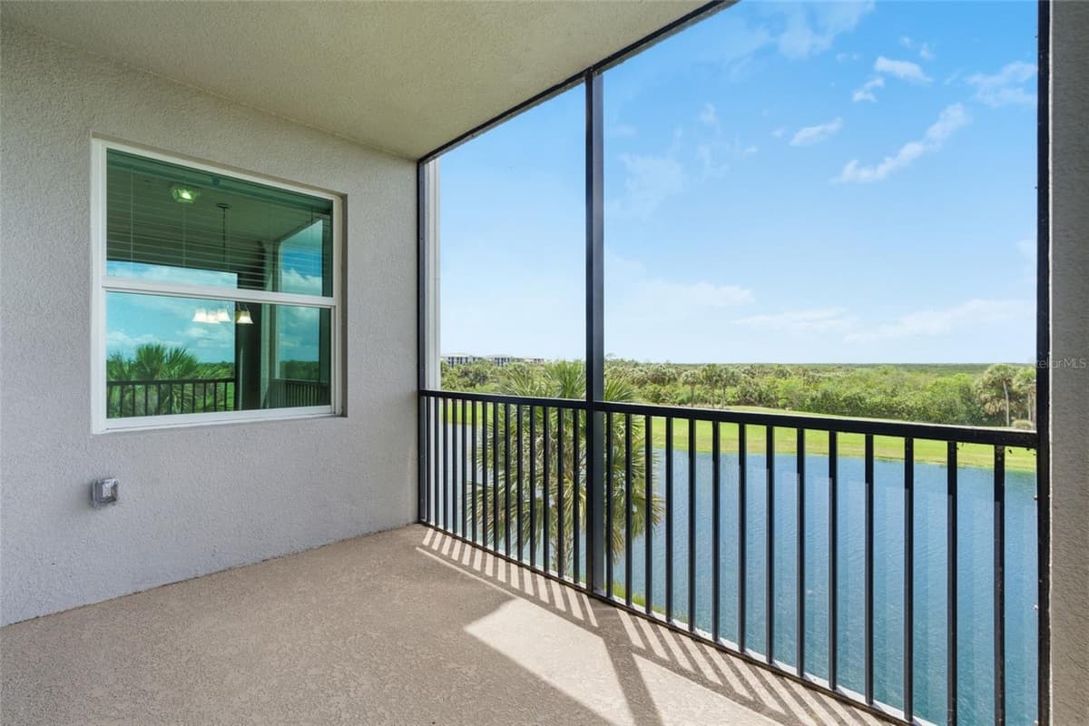 14081 HERITAGE LANDING BOULEVARD — photo 28 of 65