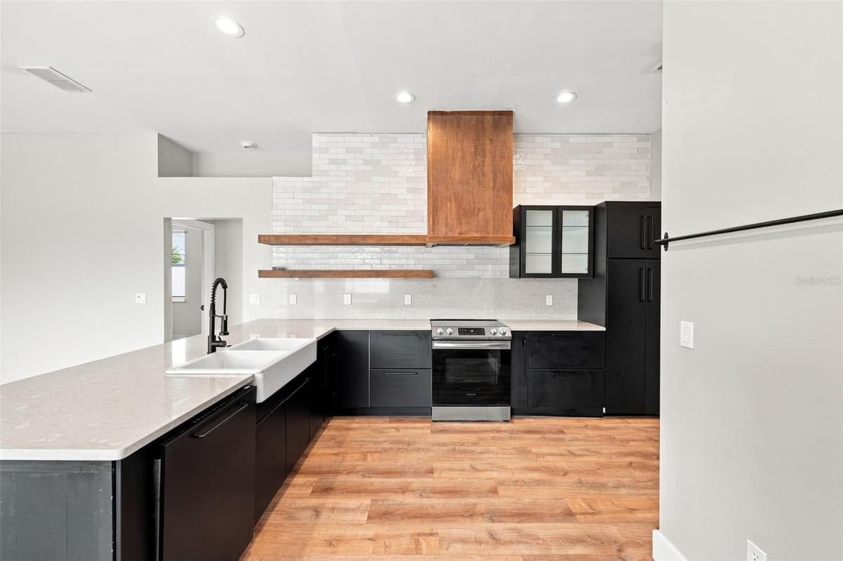 7258 ALOE DRIVE — photo 17 of 58