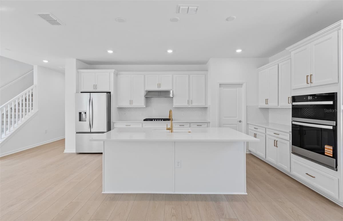 7719 REFLECTION PARKWAY — photo 21 of 36