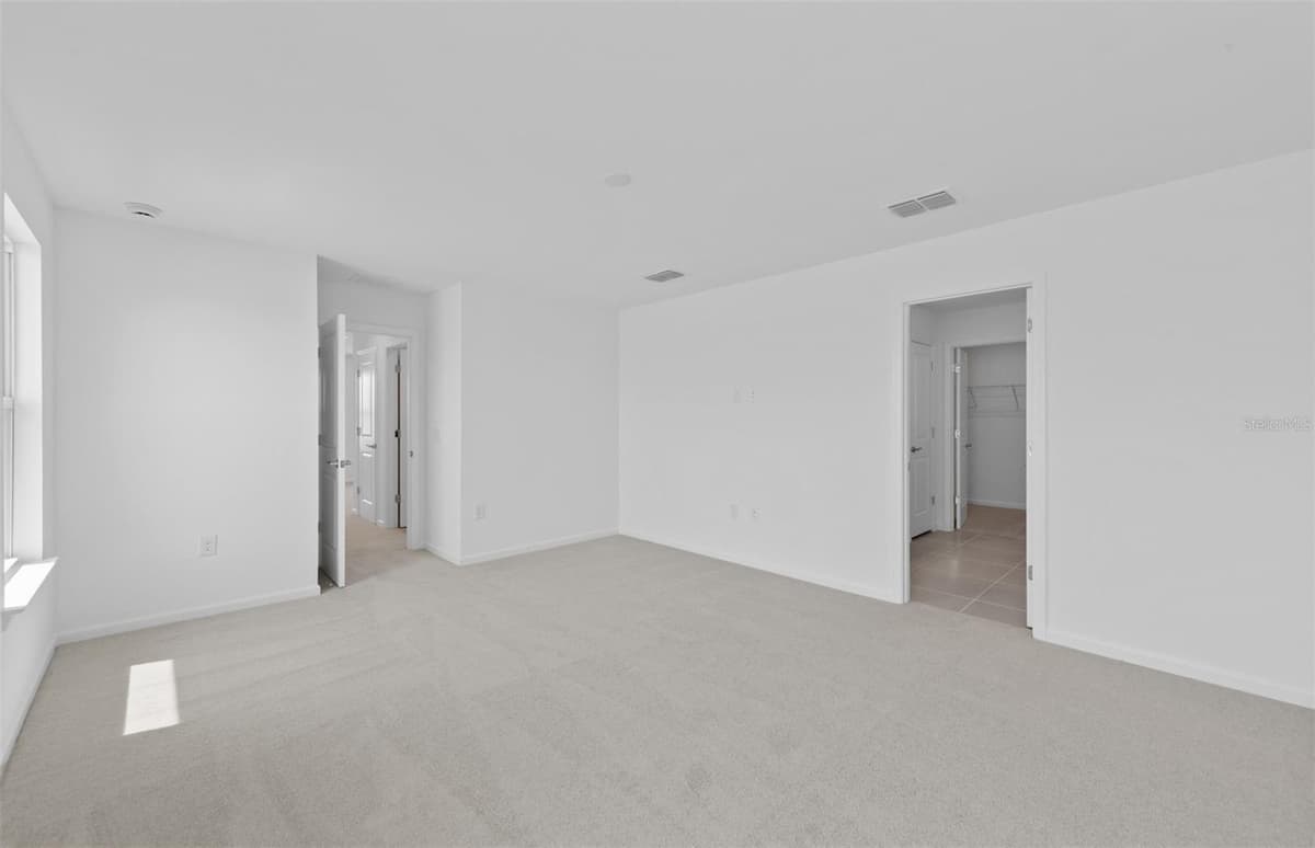 7719 REFLECTION PARKWAY — photo 31 of 36