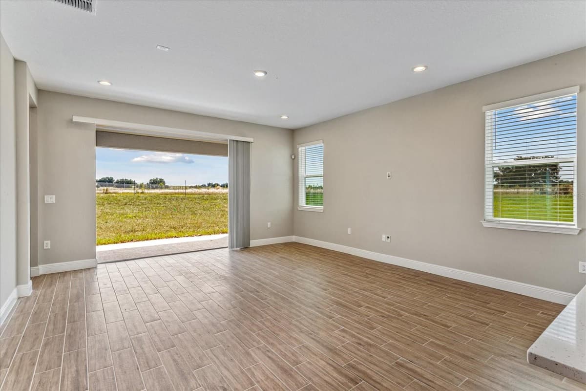 17314 WILD DAISY DRIVE — photo 10 of 32