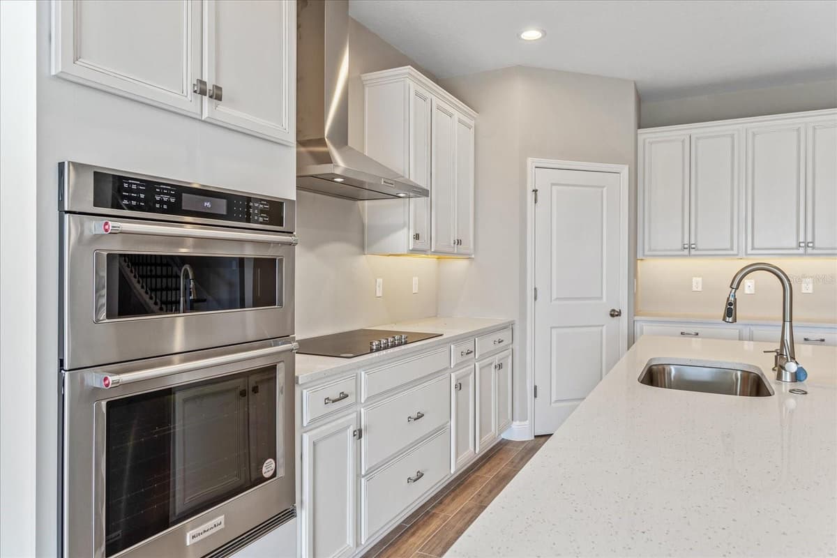 17314 WILD DAISY DRIVE — photo 7 of 32