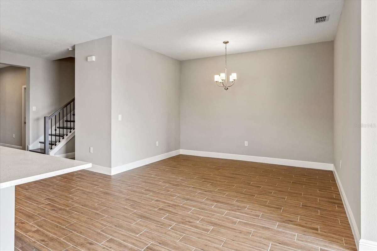17314 WILD DAISY DRIVE — photo 8 of 32