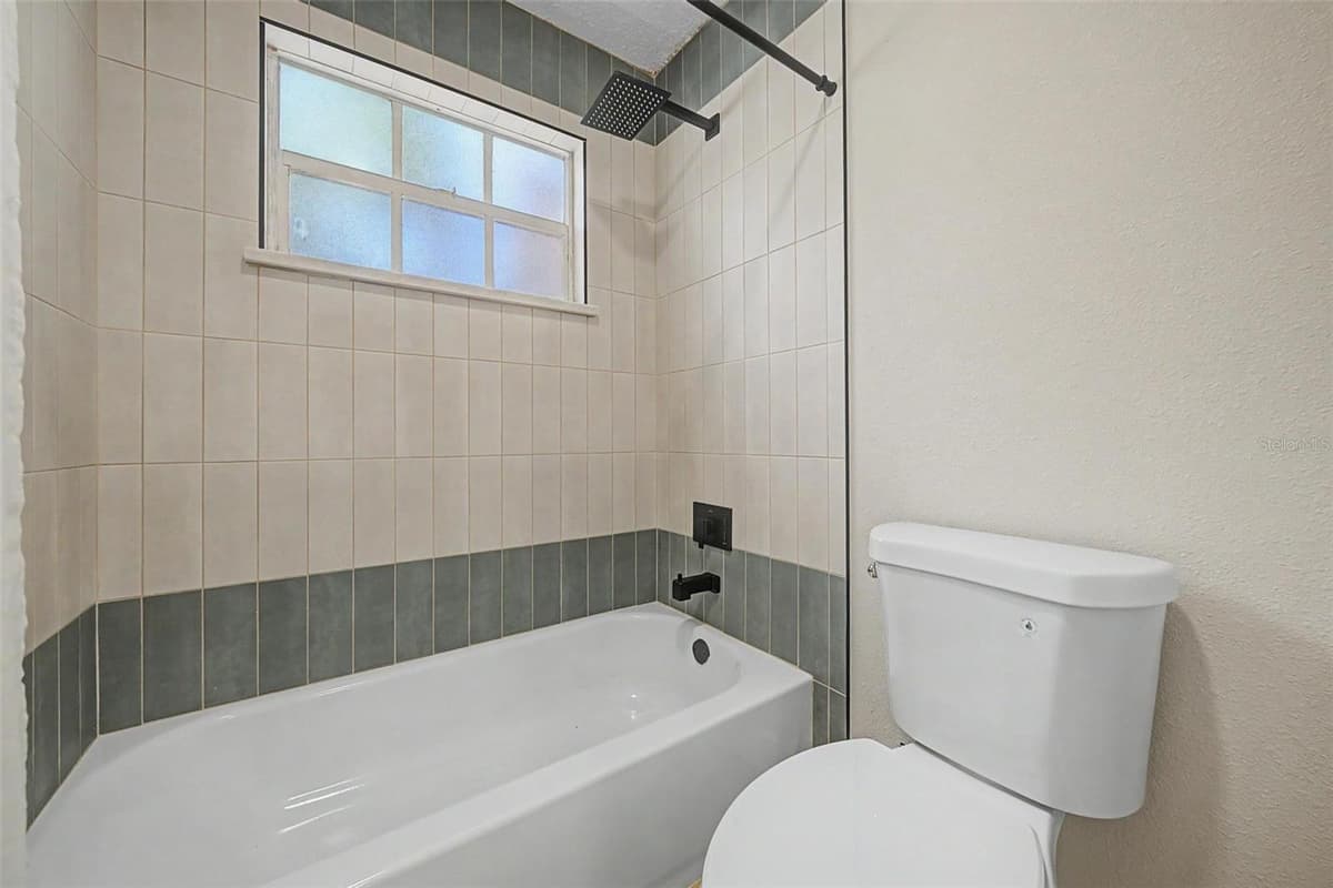 15602 INDIAN QUEEN DRIVE — photo 34 of 49