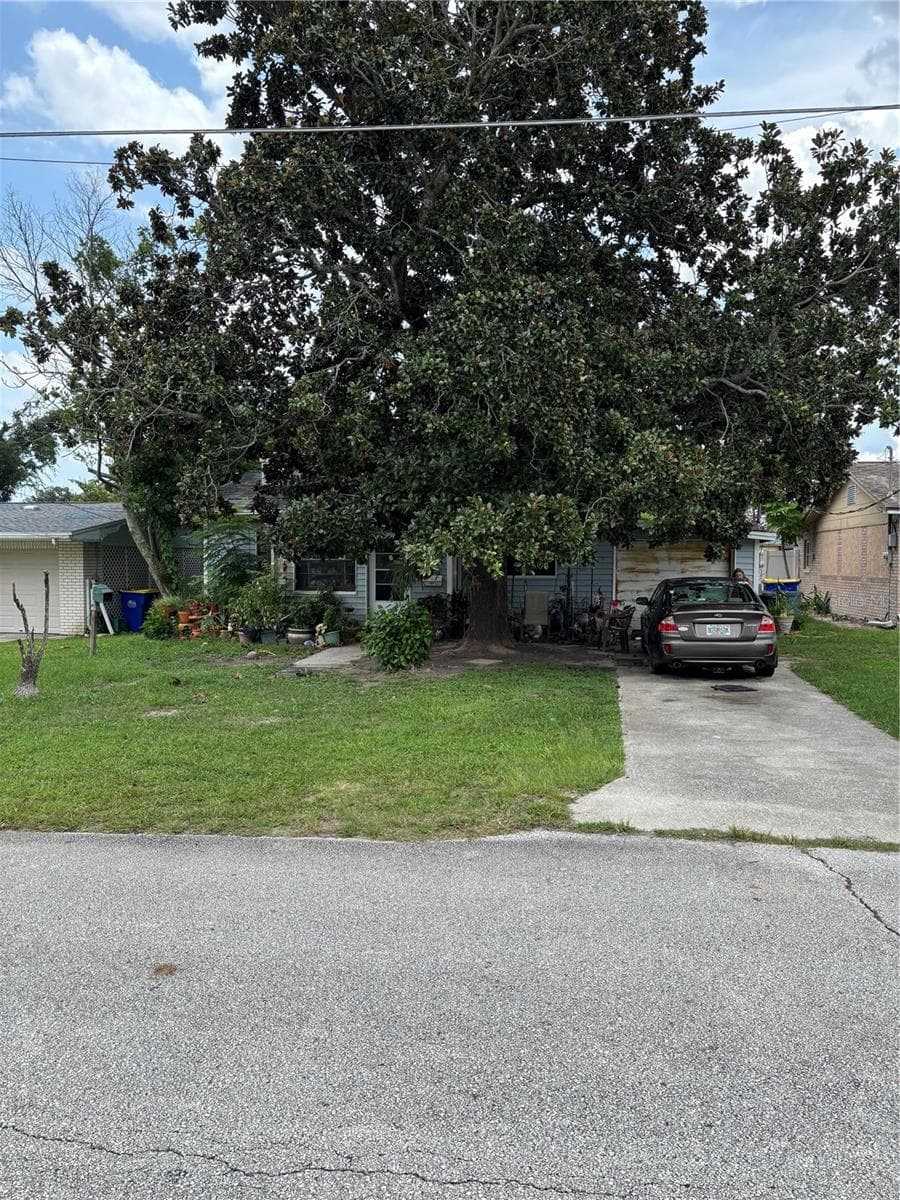 110 TURGOT AVENUE — photo 2 of 4