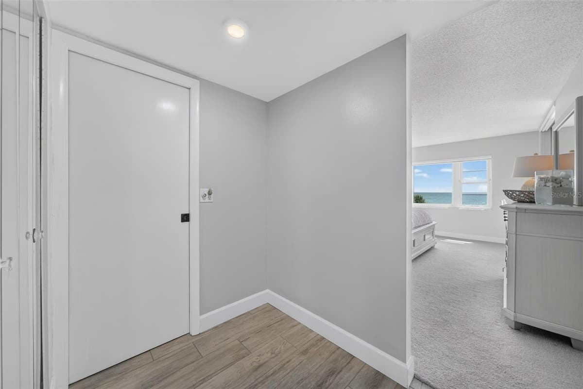 4325 GULF OF MEXICO DRIVE — photo 36 of 100