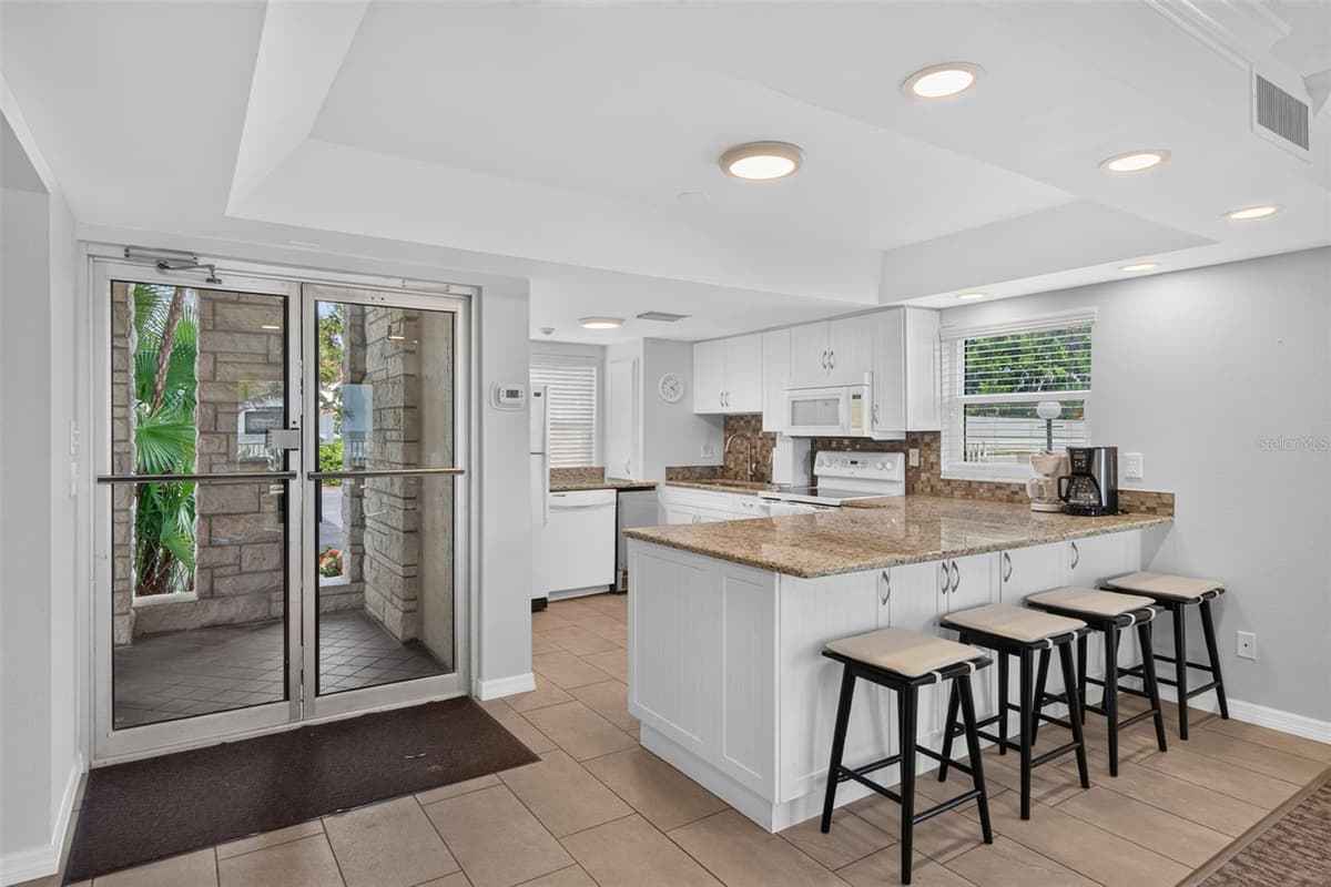 4325 GULF OF MEXICO DRIVE — photo 52 of 100