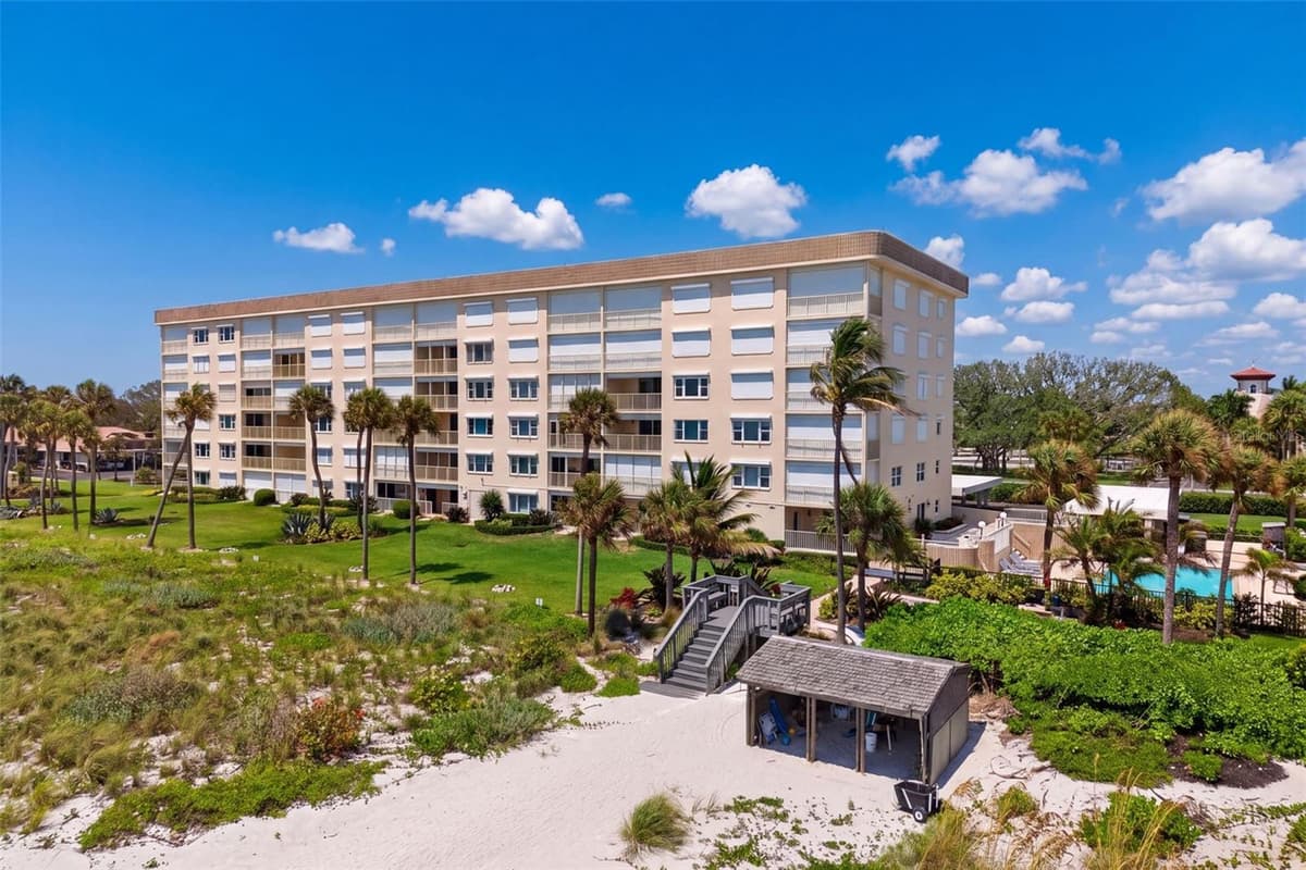 4325 GULF OF MEXICO DRIVE — photo 65 of 100