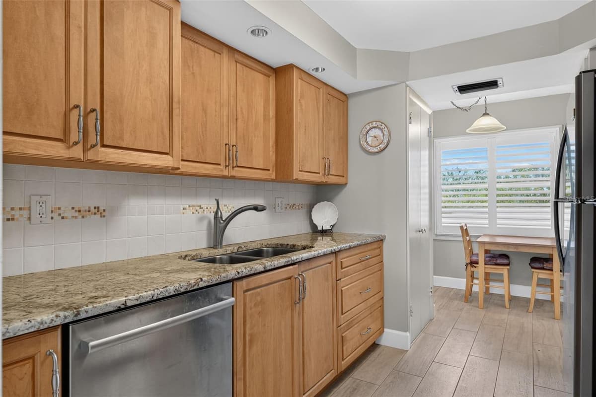 4325 GULF OF MEXICO DRIVE — photo 32 of 100
