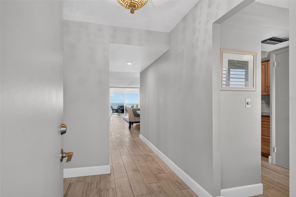 4325 GULF OF MEXICO DRIVE — photo 12 of 100