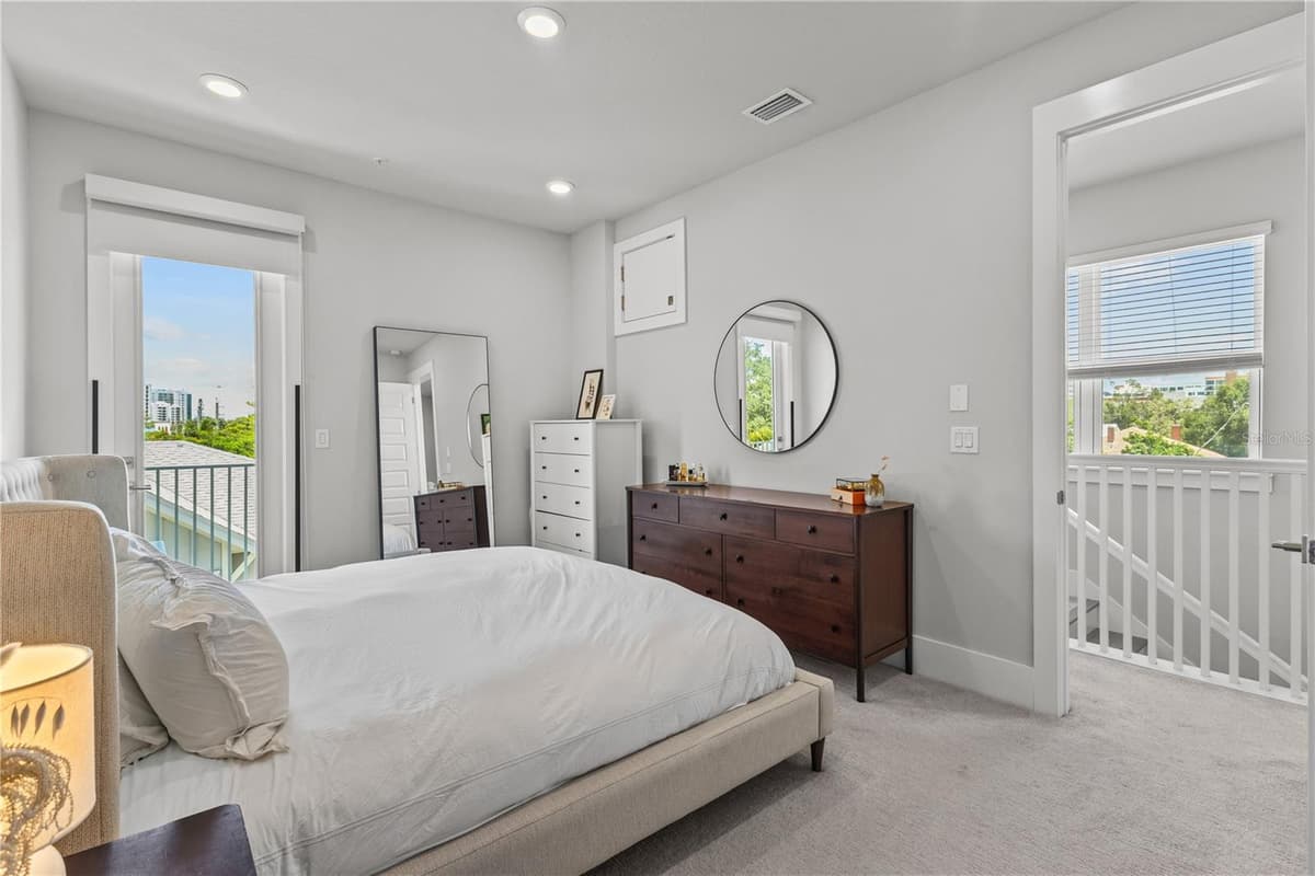 501 LAFAYETTE COURT — photo 26 of 36