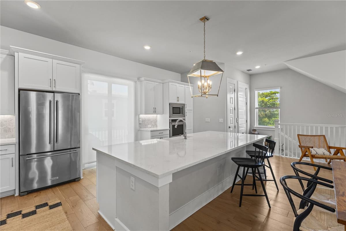 501 LAFAYETTE COURT — photo 13 of 36