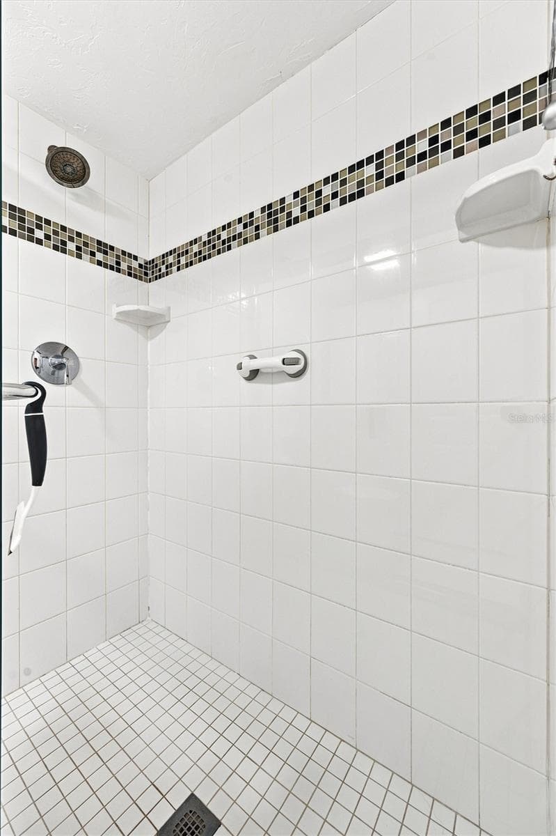 9604 CORTEZ ROAD — photo 37 of 53