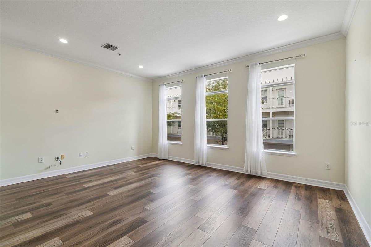 4516 BAY SPRING COURT — photo 18 of 45