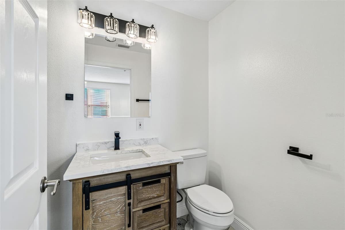 4516 BAY SPRING COURT — photo 36 of 45