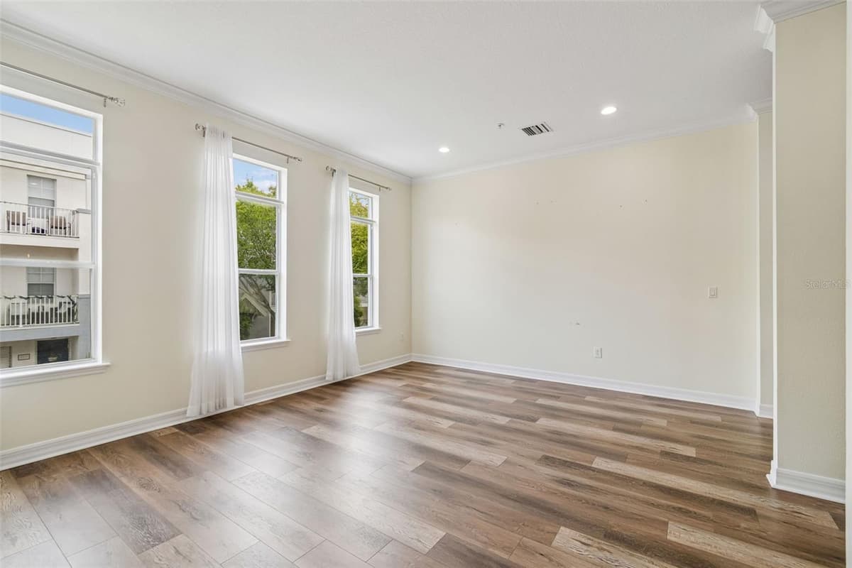 4516 BAY SPRING COURT — photo 16 of 45