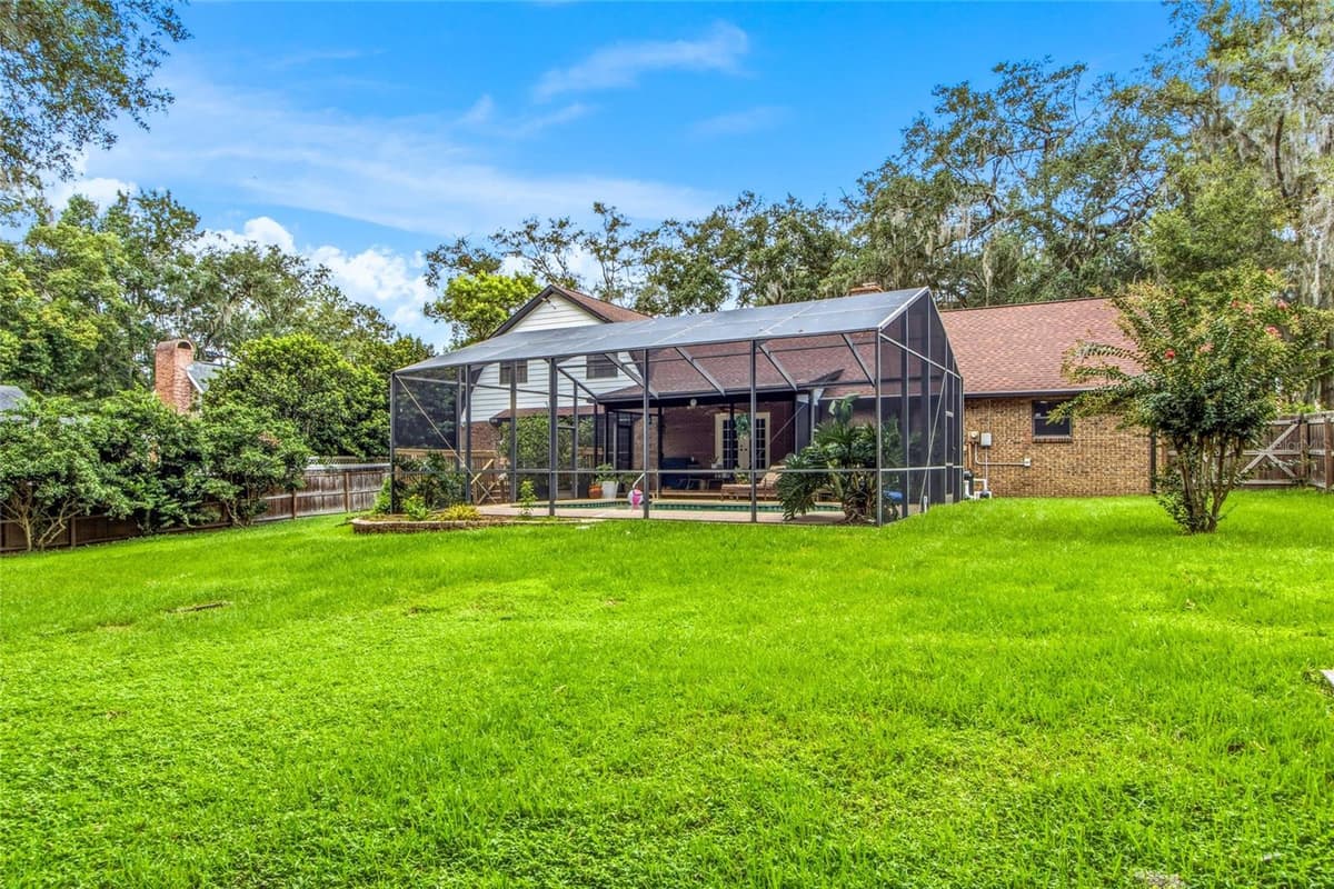 527 COLONIAL DRIVE — photo 49 of 62