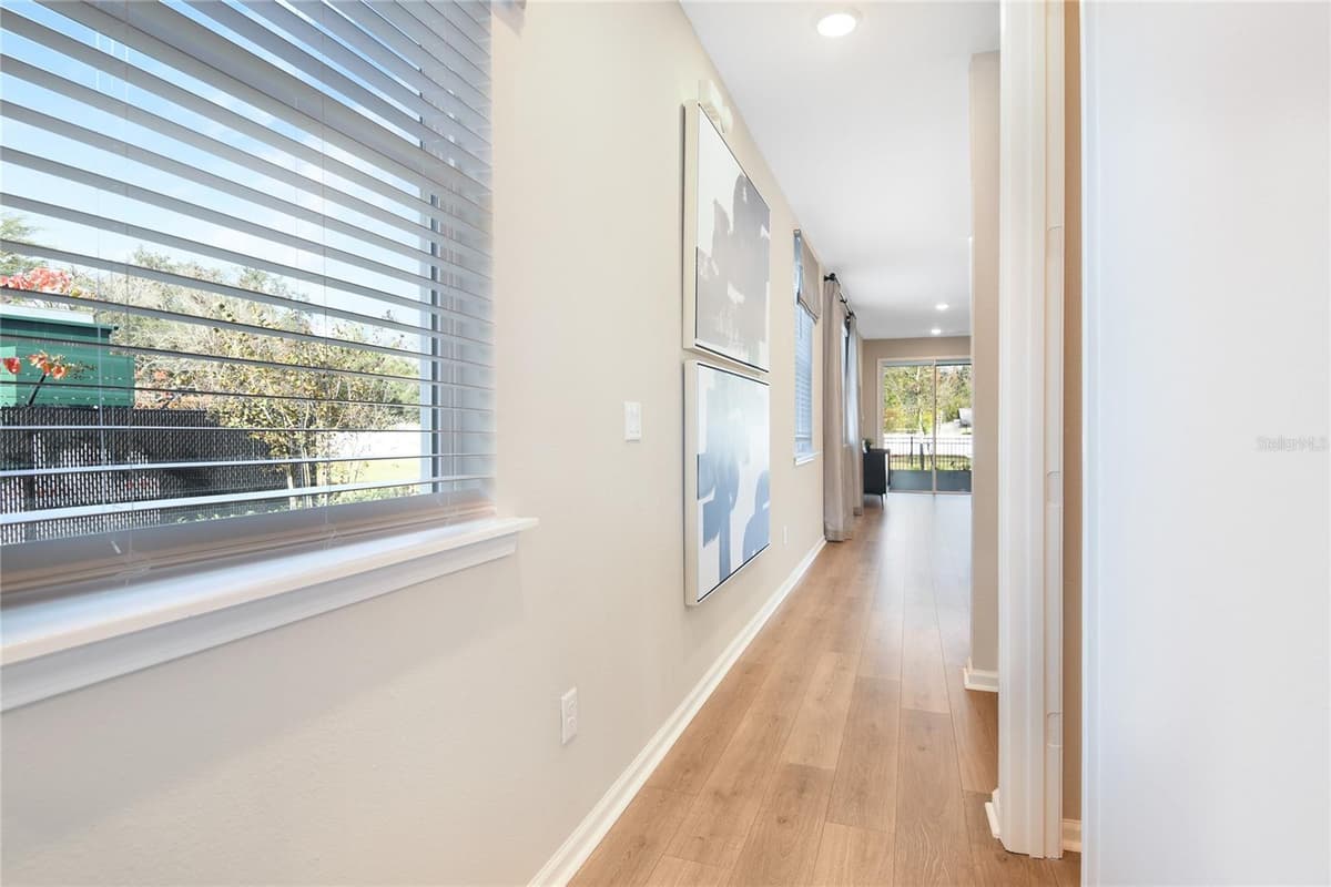 761 LAKE DELL AVENUE — photo 3 of 24