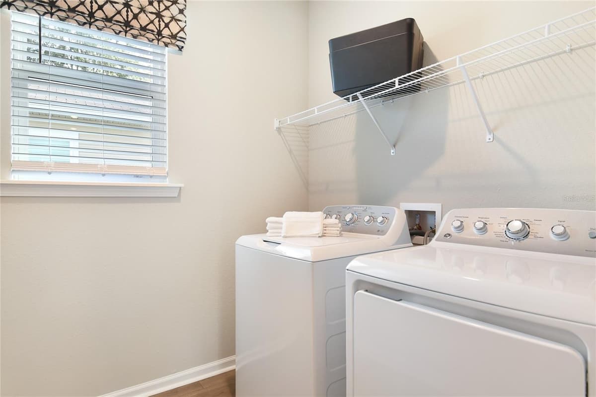 761 LAKE DELL AVENUE — photo 20 of 24