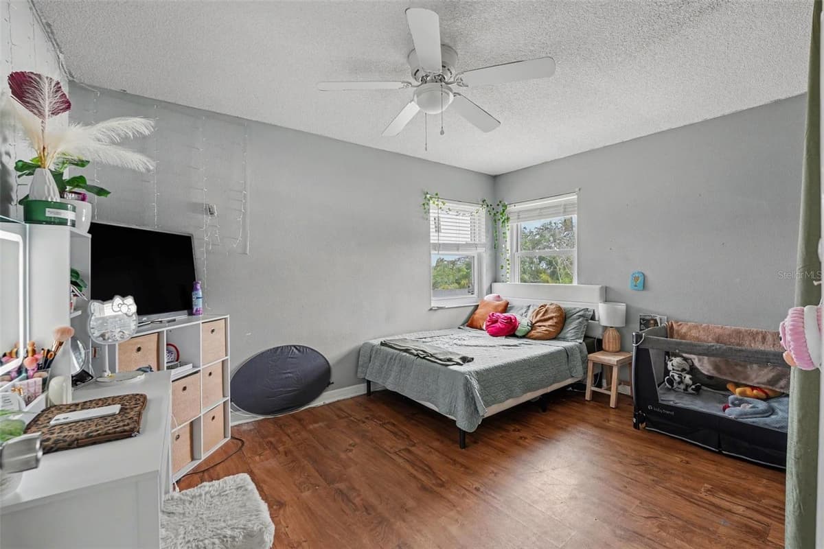 818 CAMBRIDGE WAY — photo 11 of 15