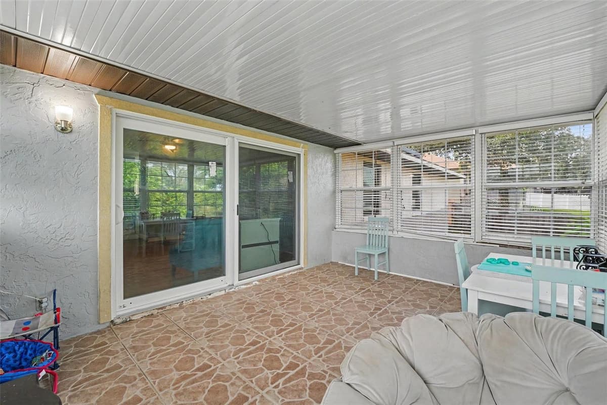 818 CAMBRIDGE WAY — photo 15 of 15
