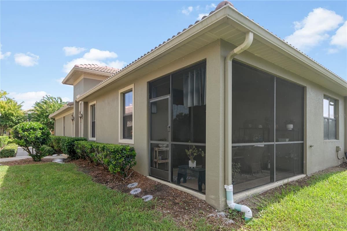 8218 CAPONATA BOULEVARD — photo 31 of 35