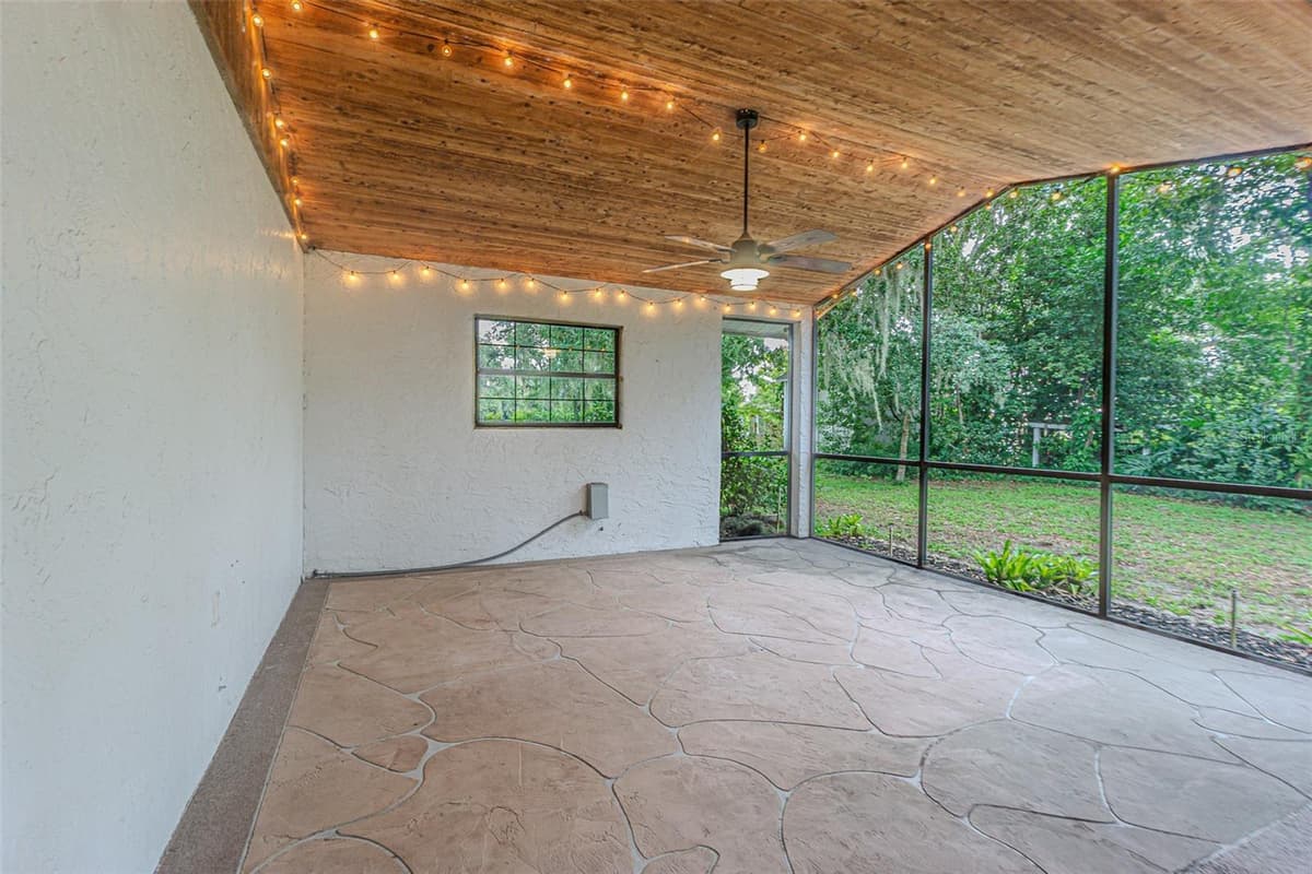 9217 KINGSRIDGE DRIVE — photo 31 of 39