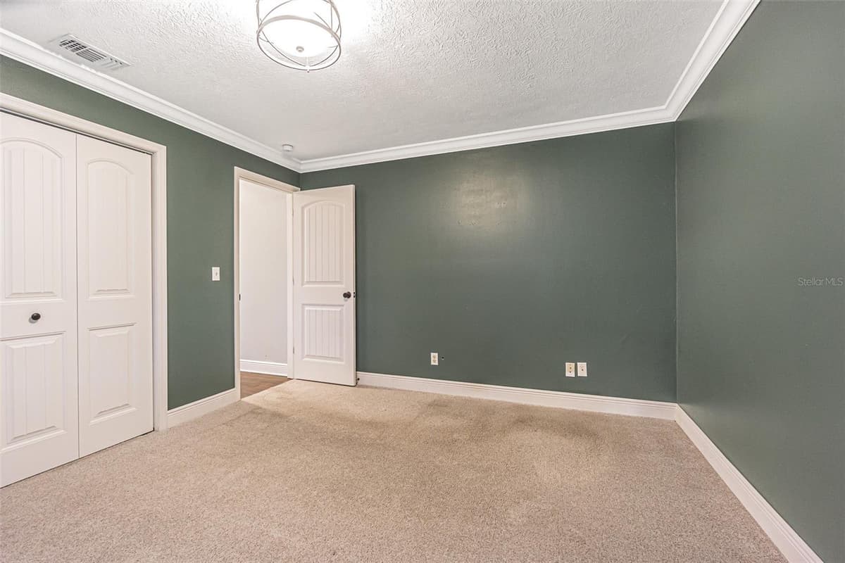9217 KINGSRIDGE DRIVE — photo 29 of 39