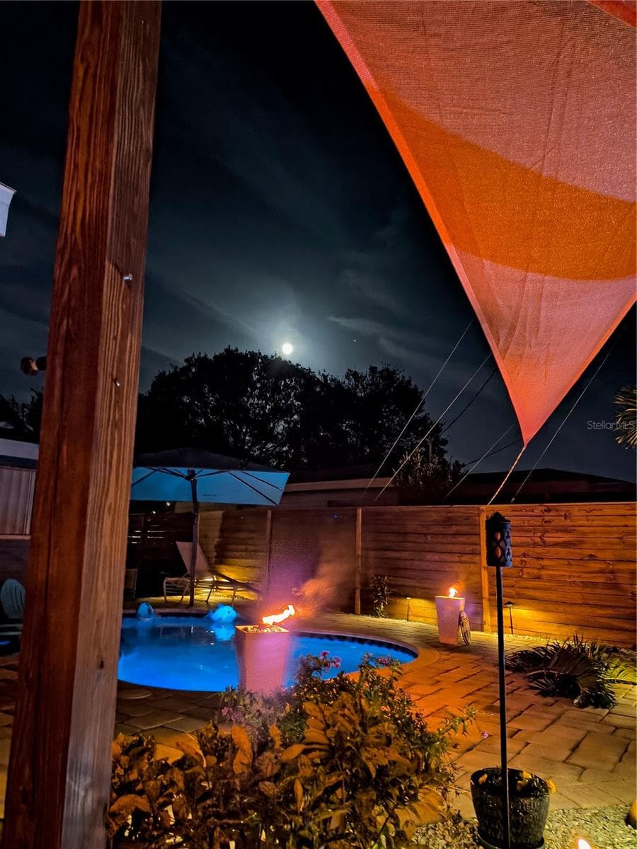 968 62ND PLACE — photo 88 of 90