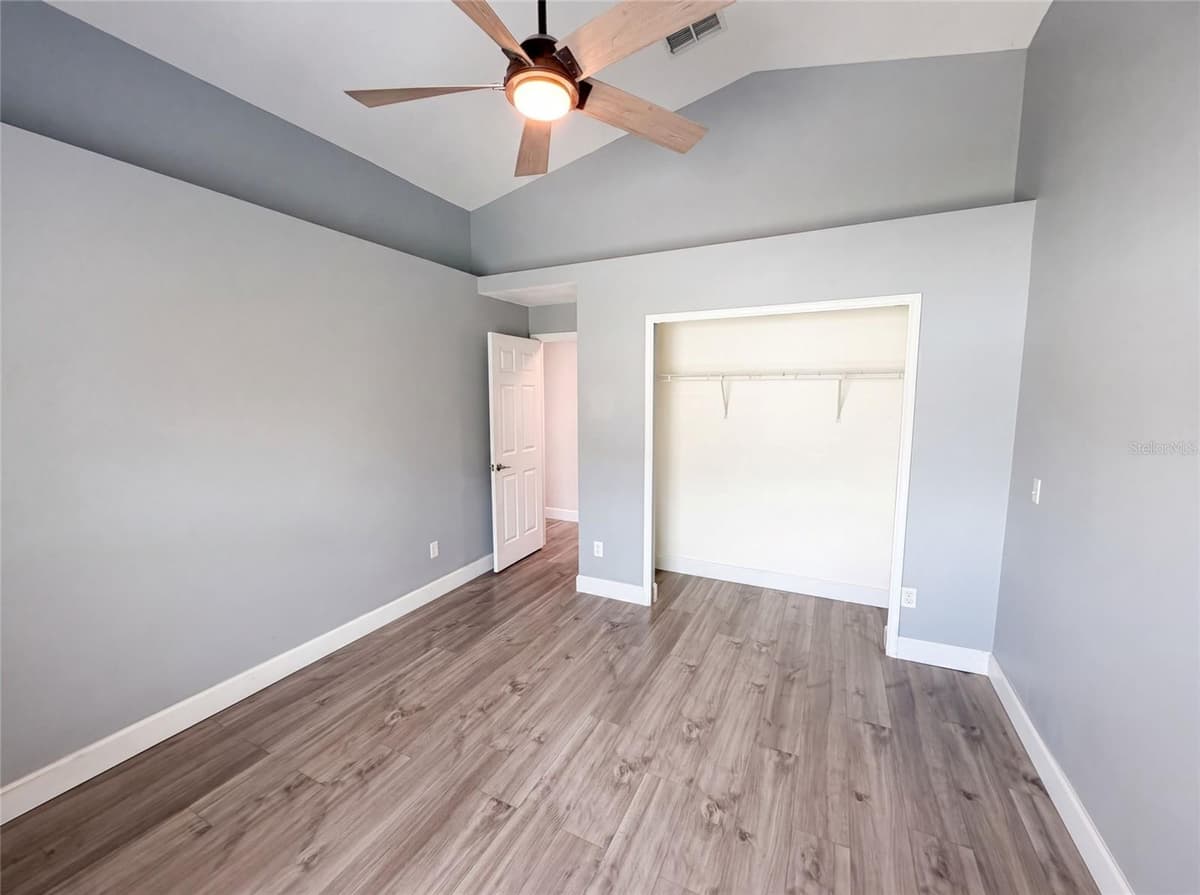 3800 SEMINOLE DRIVE — photo 19 of 31
