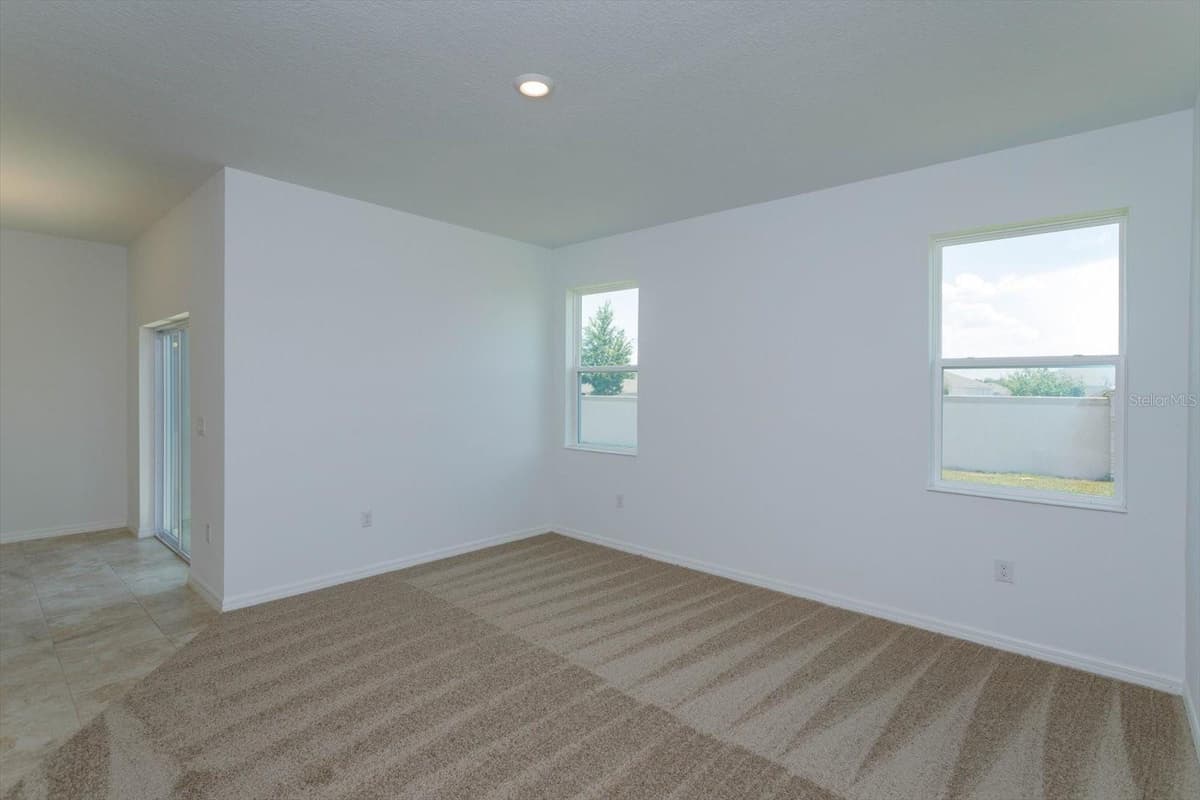 784 SUNSHOWER DRIVE — photo 12 of 20