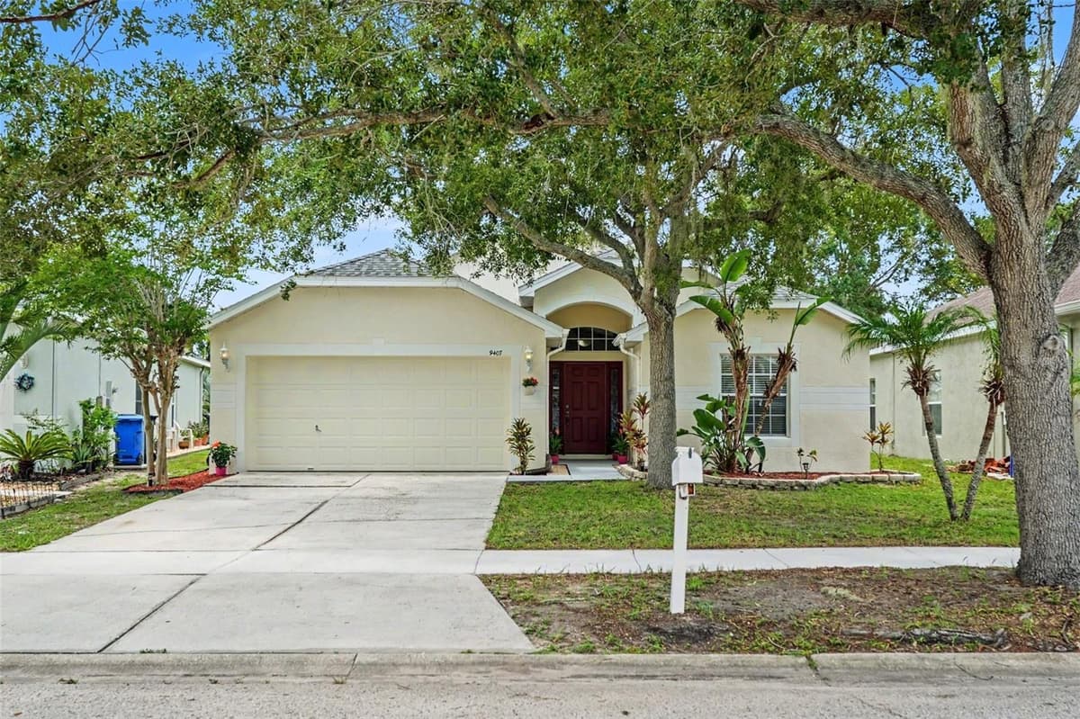9407 CYPRESS HARBOR DRIVE — photo 1 of 40