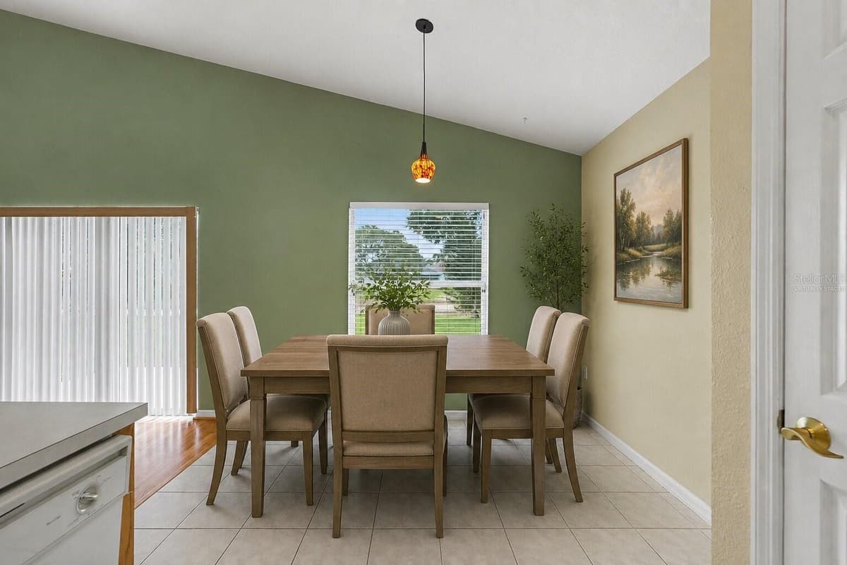 9407 CYPRESS HARBOR DRIVE — photo 14 of 40