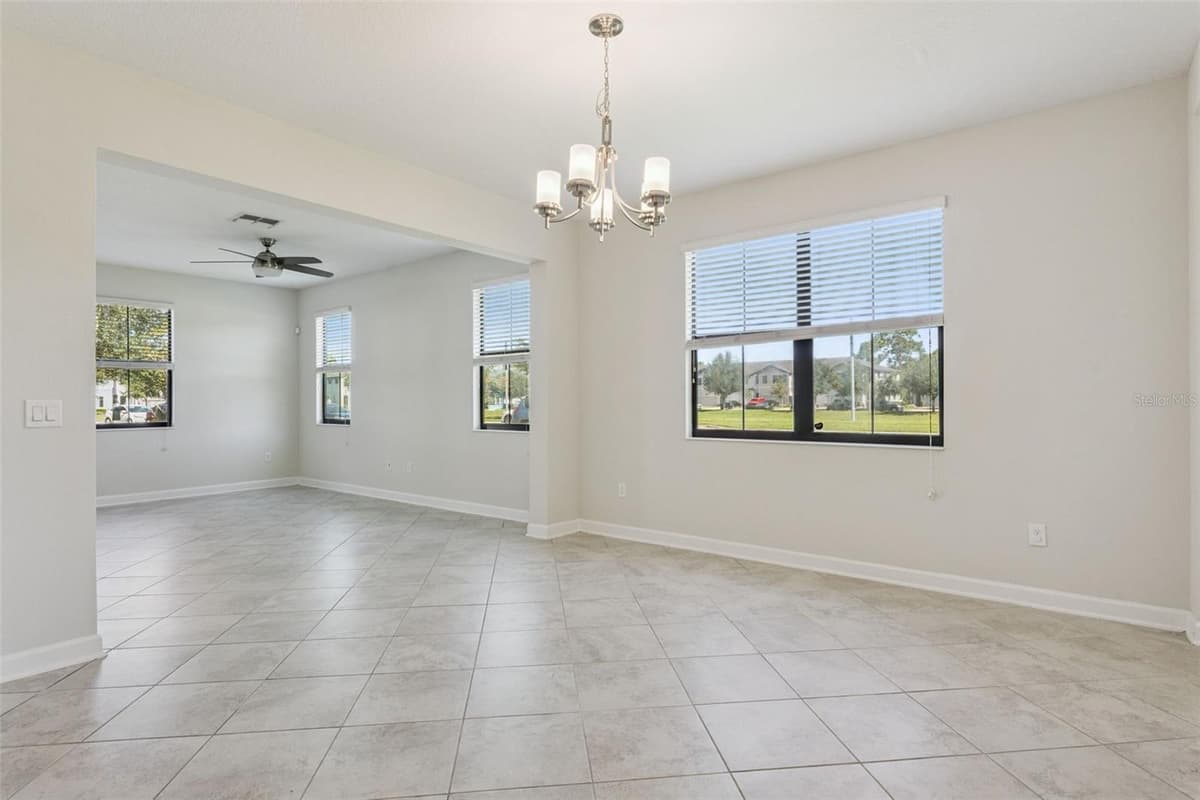 11433 WHISTLING PINE WAY — photo 3 of 40
