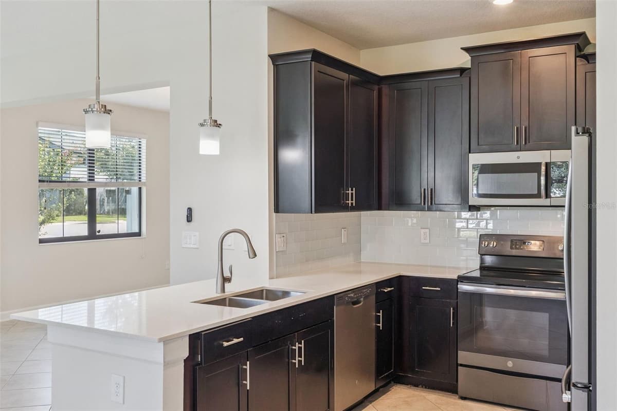 11433 WHISTLING PINE WAY — photo 10 of 40