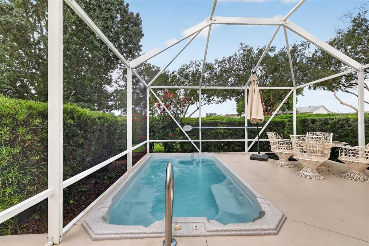 1218 CAMERO DRIVE — photo 31 of 36